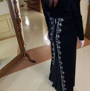 beautiful floral dress velvet size 8